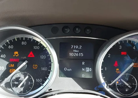 2010 Mercedes-Benz Ml 350 z USA, uszkodzony, nr VIN 4JGBB5GB7AA581253